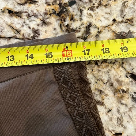 Cotton Blend Women’s Casual Shorts, J Jill, Embroidered Lace Detailed Pockets - Picture 8 of 10